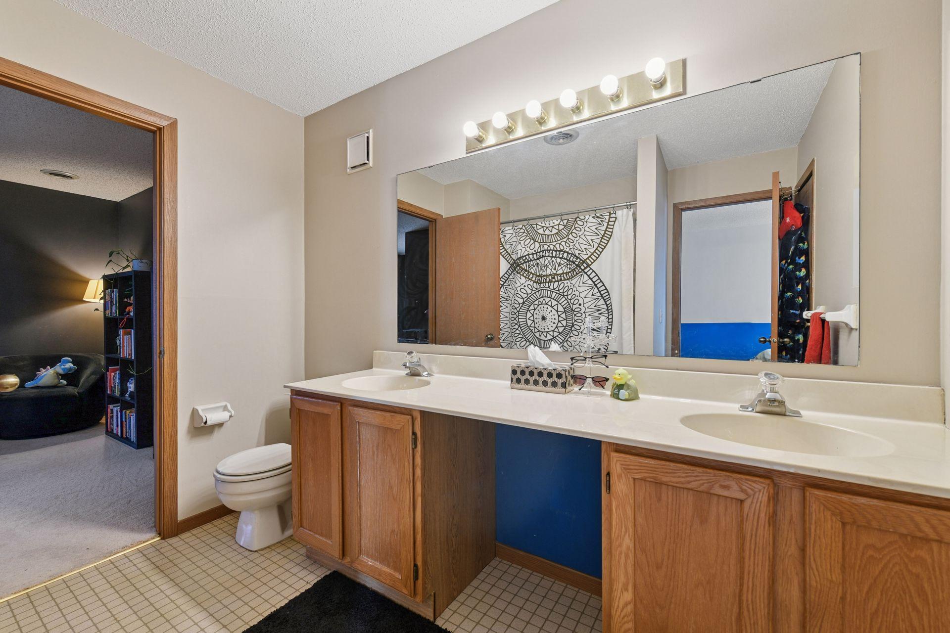 7307 Amber Lane Eden Prairie, MN 55346 - Photo 16 of 19