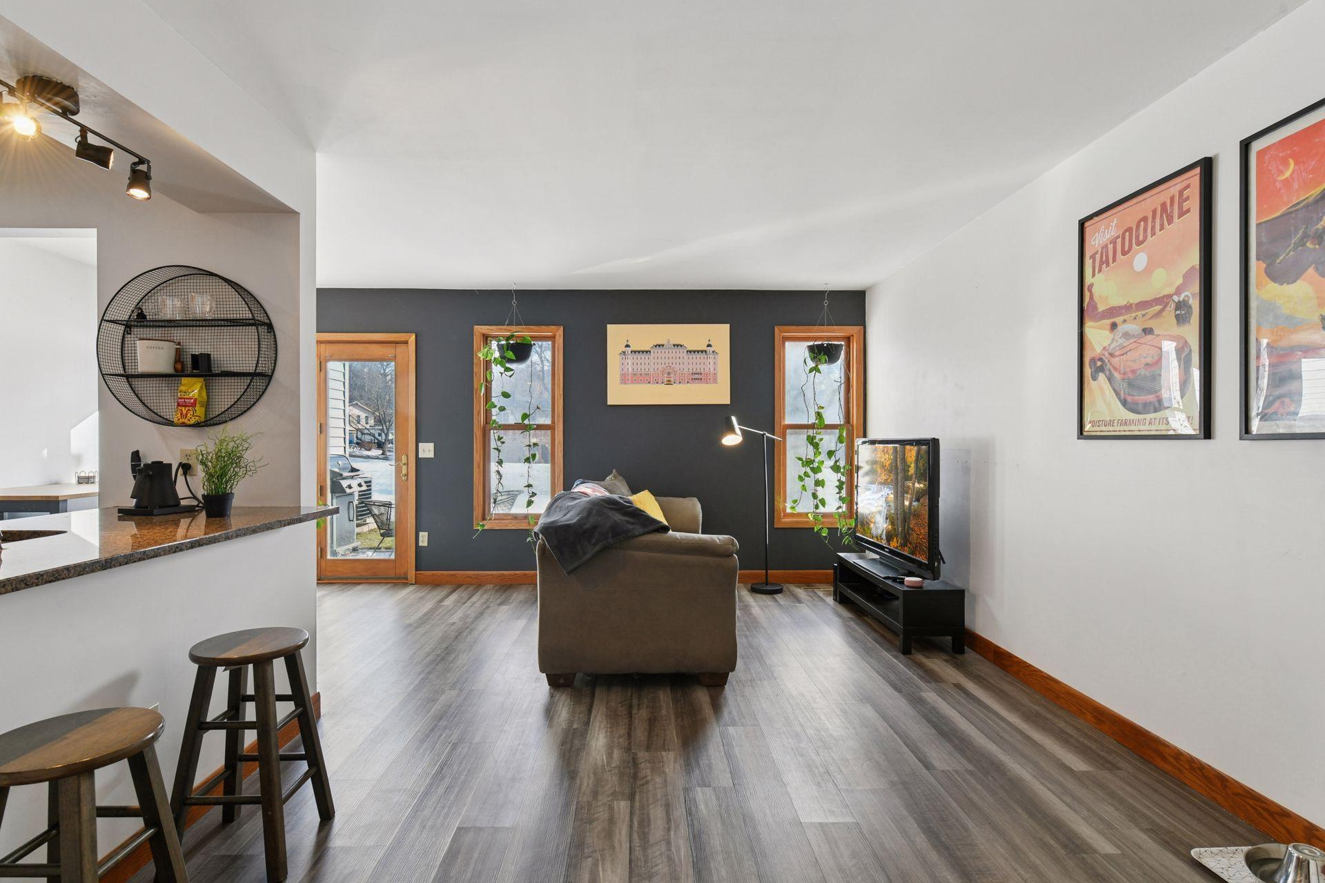 7307 Amber Lane Eden Prairie, MN 55346 - Photo 3 of 19