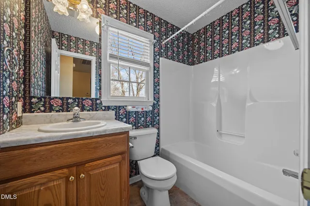 $1,300 | 101 Fairwoods Court, Dunn, NC 28334