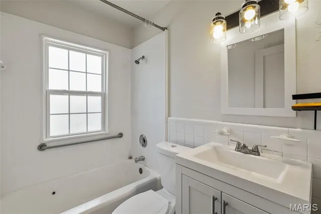 $130,000 | 3548 St Genevieve Lane, St. Ann, MO 63074