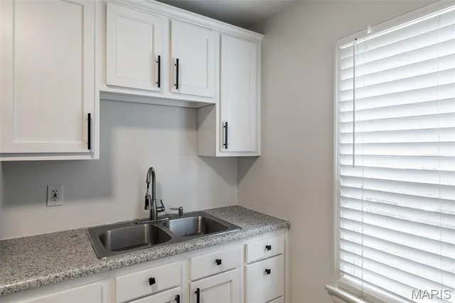 $130,000 | 3548 St Genevieve Lane, St. Ann, MO 63074