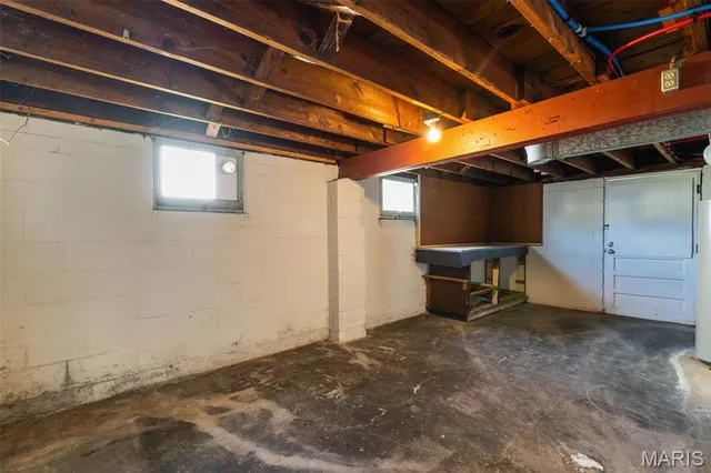 $130,000 | 3548 St Genevieve Lane, St. Ann, MO 63074