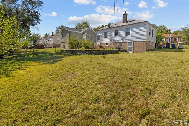 $130,000 | 3548 St Genevieve Lane, St. Ann, MO 63074