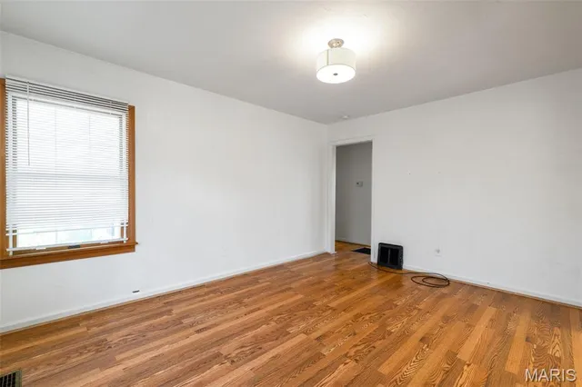 $130,000 | 3548 St Genevieve Lane, St. Ann, MO 63074