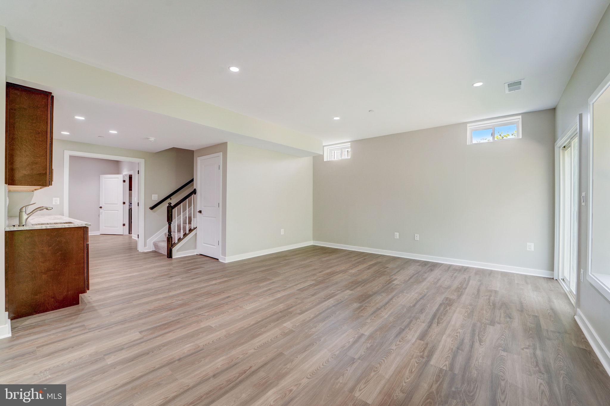 7618 Carla Road Pikesville, MD 21208 - Photo 37 of 44