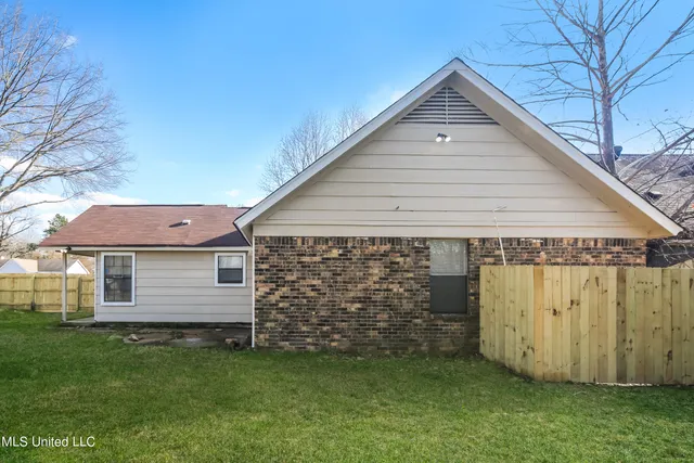 $1,535 | 1876 Rapier Drive, Horn Lake, MS 38637