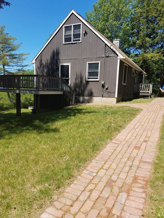 116 West Monomonac Road Winchendon, MA 01475 - Photo 4 of 22 a front view of house with yard