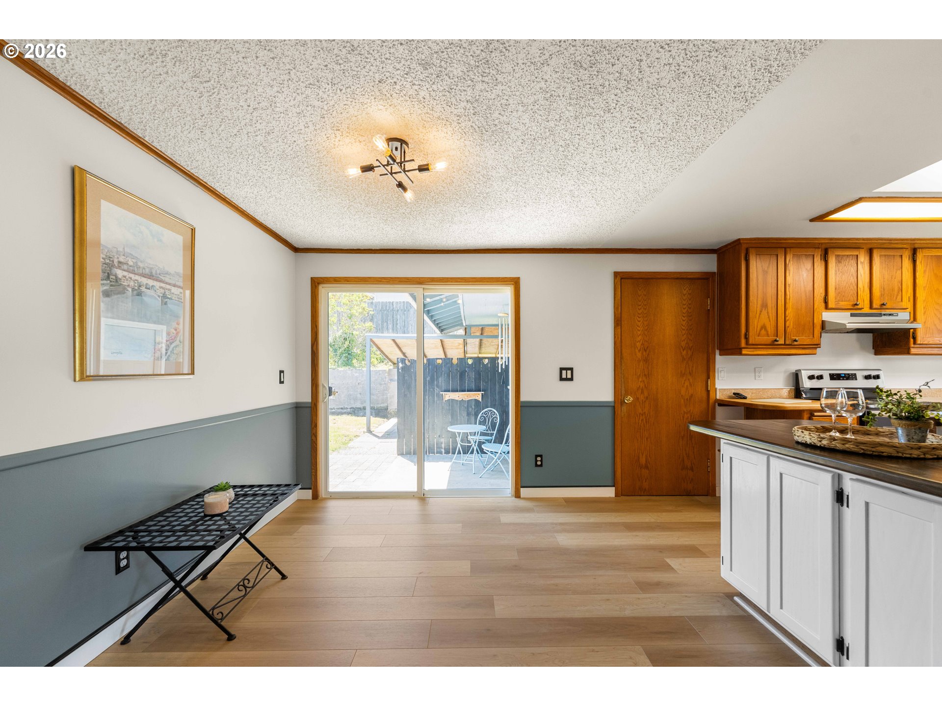 2449 Oak Street North Bend, OR 97459 - Photo 8 of 35