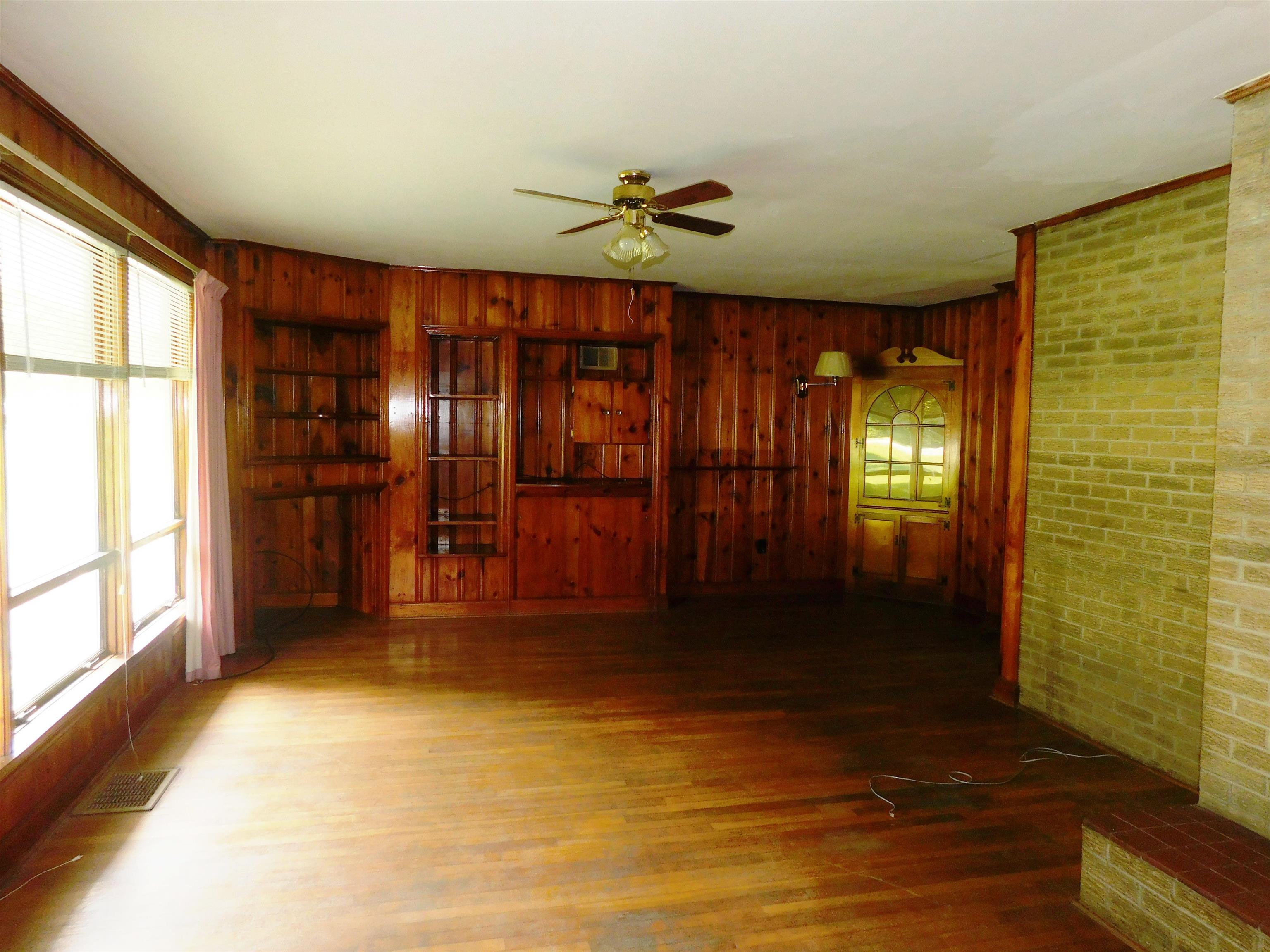 553 Saxtons River Road Rockingham, VT 05101 - Photo 7 of 25