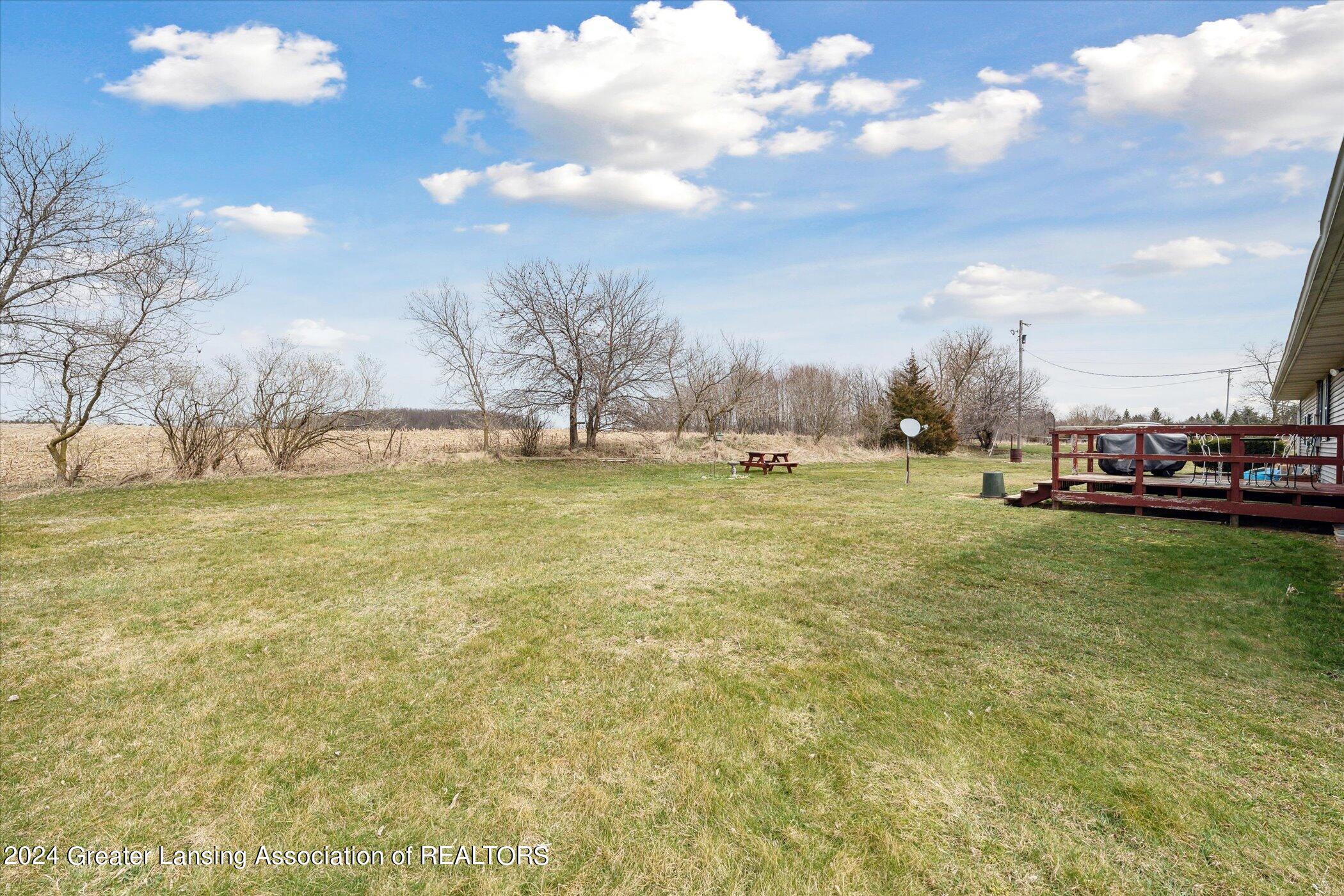1810 West Jason Road Dewitt, MI 48820 - Photo 47 of 50 47-1810-W-Jason-Rd-DeWitt-MI-48820-Windo
