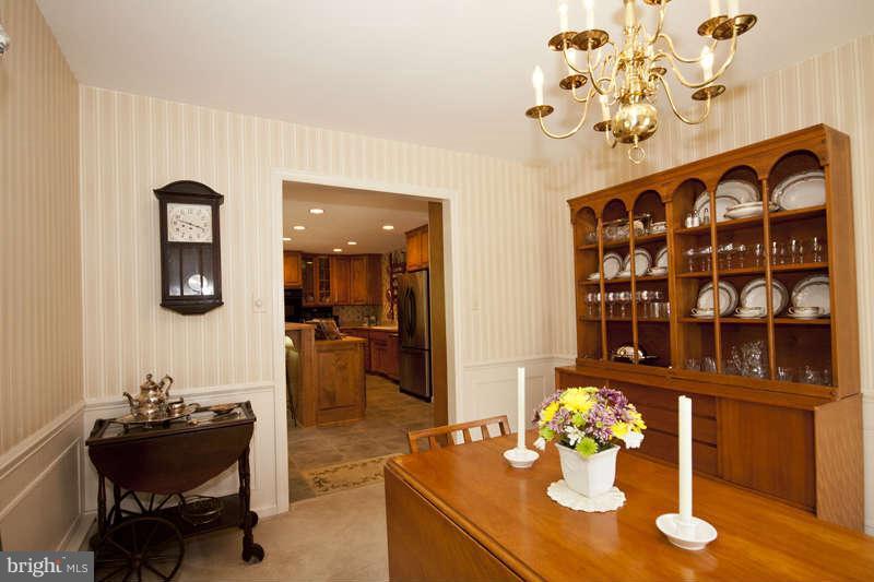 14532 Manor Road Phoenix, MD 21131 - Photo 14 of 30 Dining Room