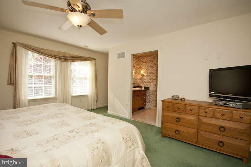 14532 Manor Road Phoenix, MD 21131 - Photo 21 of 30 Bedroom (Master)