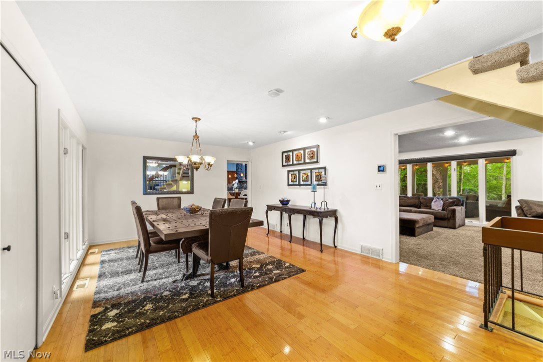 29526 Bryce Road Cleveland, OH 44124 - Photo 5 of 46 Gallery Image 5