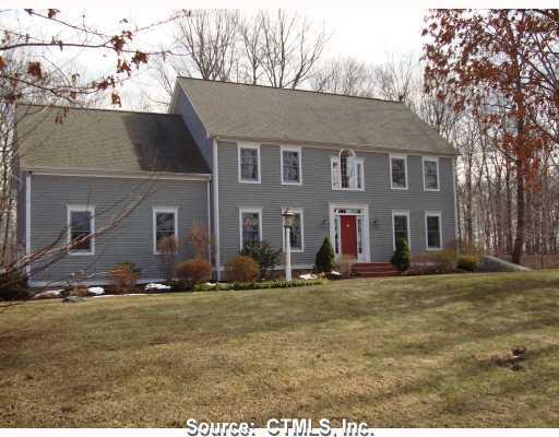 Exterior Front. Warm and inviting home in a great subdivision, cul-de-sac, neighborhood