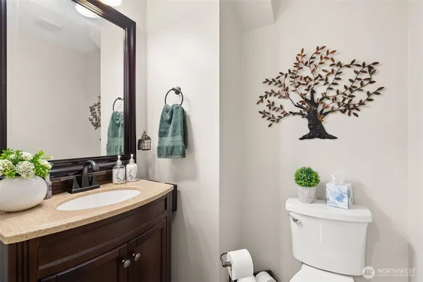 $595,000 | 17502 51st St Court East, Lake Tapps, WA 98391