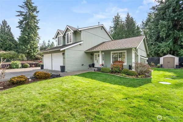 $595,000 | 17502 51st St Court East, Lake Tapps, WA 98391