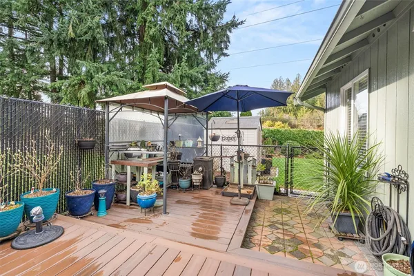 $595,000 | 17502 51st St Court East, Lake Tapps, WA 98391