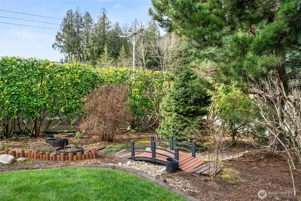 $595,000 | 17502 51st St Court East, Lake Tapps, WA 98391