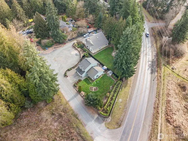$595,000 | 17502 51st St Court East, Lake Tapps, WA 98391