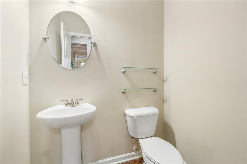 5726 Apple Grove Road Northeast Buford, GA 30519 - Photo 14 of 46