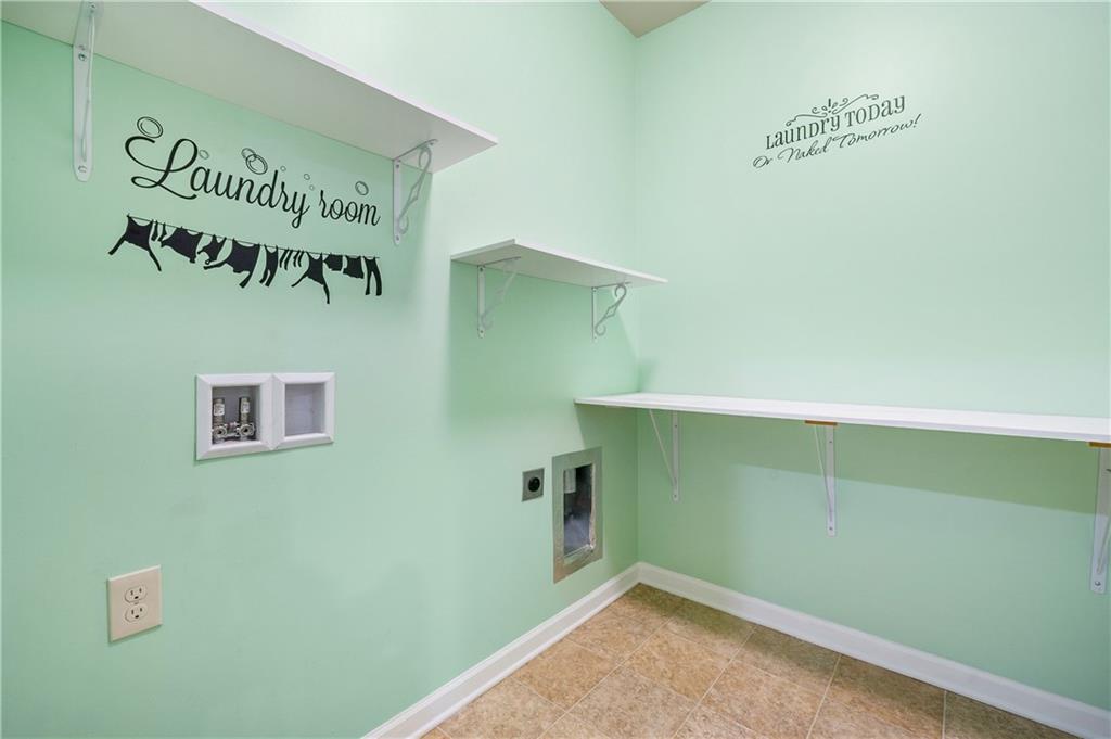 5726 Apple Grove Road Northeast Buford, GA 30519 - Photo 23 of 46