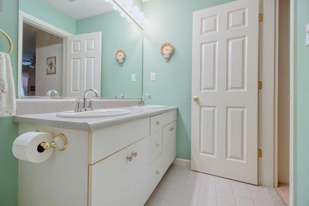 23 Pintail Road, Unit 23 Walpole, MA 02081 - Photo 33 of 42 Gallery Image 33