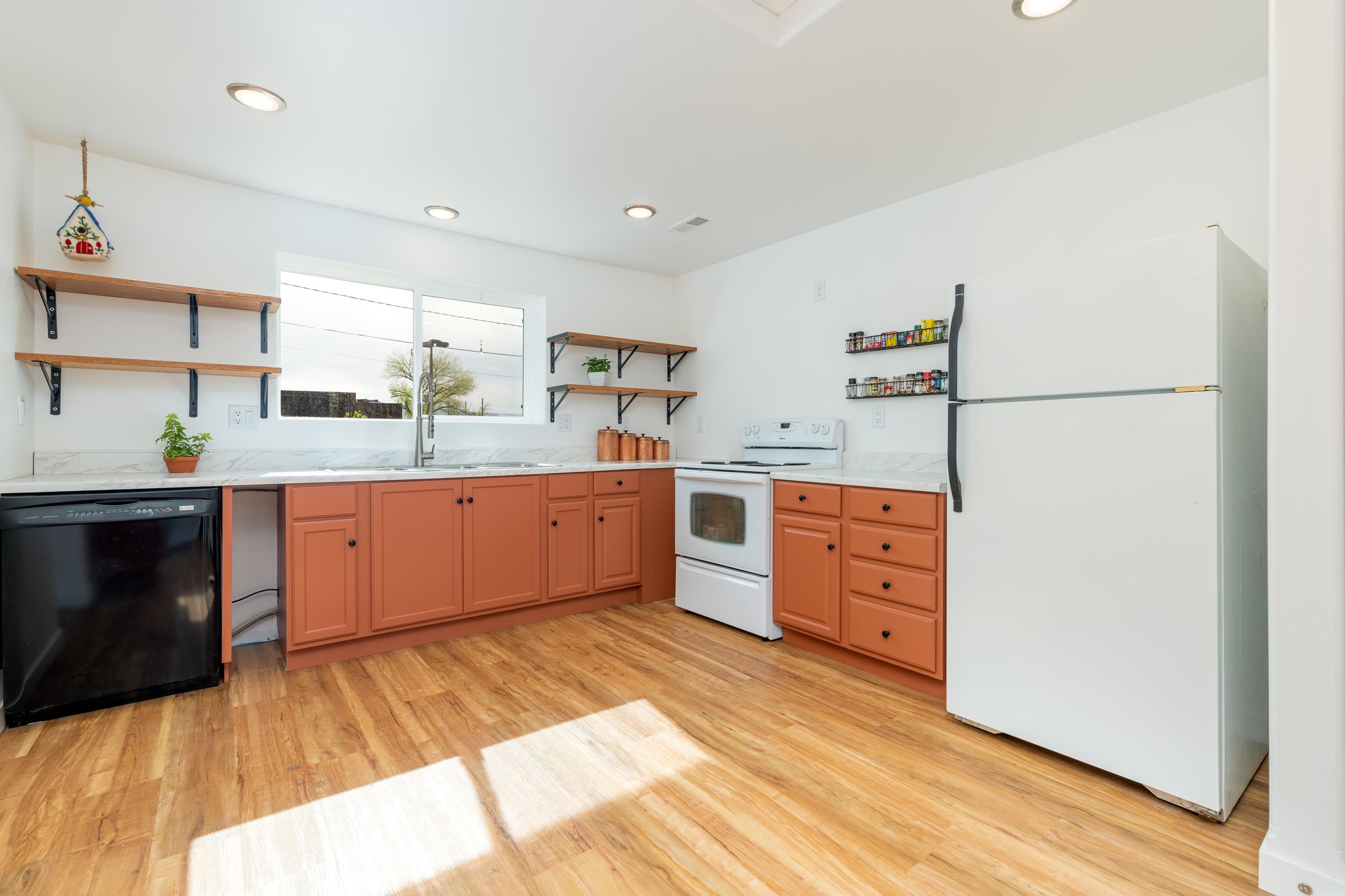 2674 Patterson Road Grand Junction, CO 81506 - Photo 10 of 34 Gallery Image 10