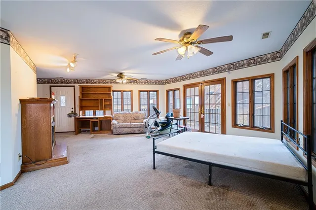 $359,900 | 1402 Southeast Moore Road, St. Joseph, MO 64504