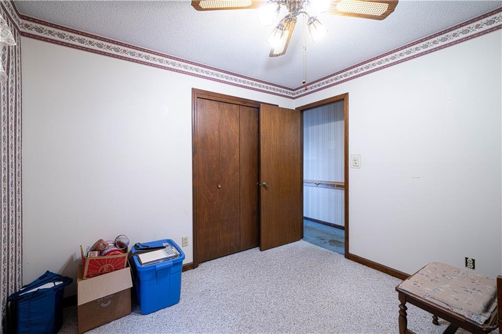 1402 Southeast Moore Road St. Joseph, MO 64504 - Photo 7 of 45