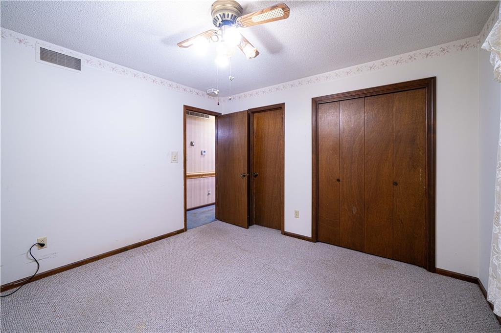 1402 Southeast Moore Road St. Joseph, MO 64504 - Photo 9 of 45