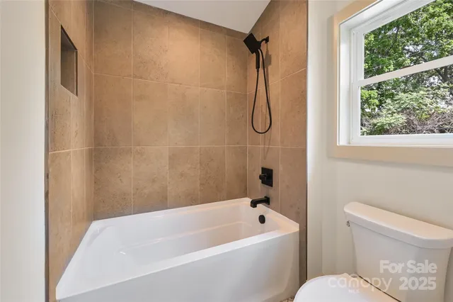 a bathroom with a toilet