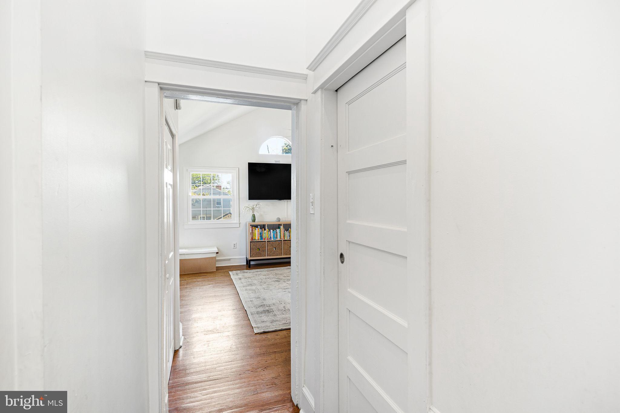 93 Saxer Avenue Springfield, PA 19064 - Photo 14 of 47