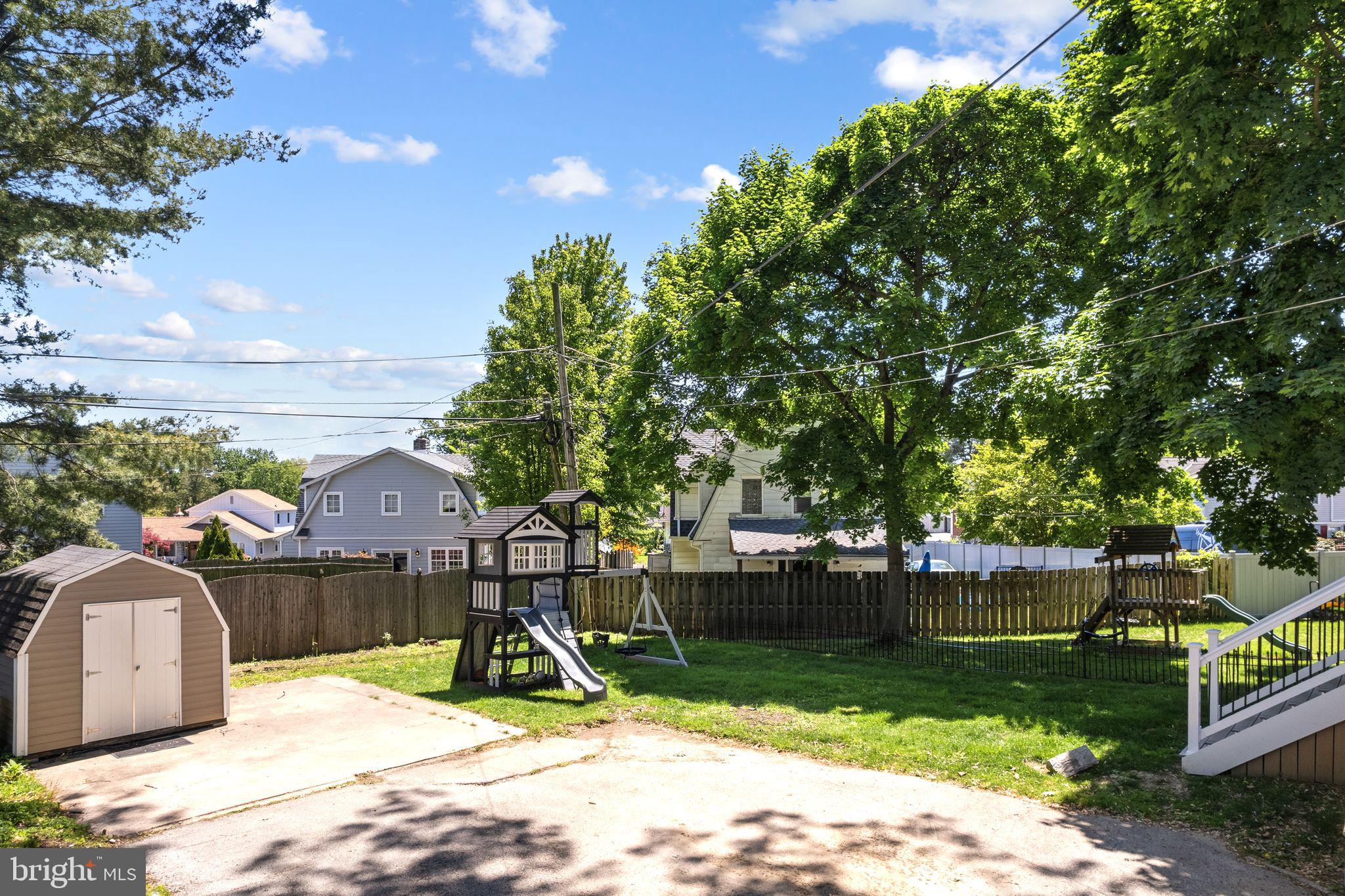 93 Saxer Avenue Springfield, PA 19064 - Photo 17 of 47