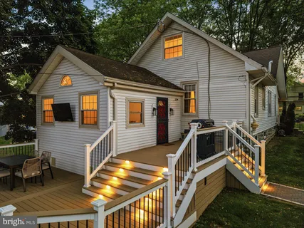 $600,000 | 93 Saxer Avenue, Springfield, PA 19064