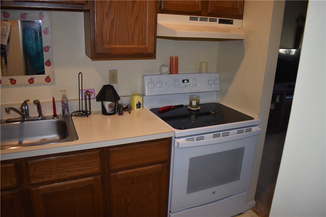 3524 West Shore Road, Unit 222 Warwick, RI 02886 - Photo 10 of 16