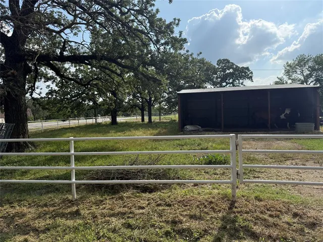 $349,900 | 820 Goshen Road, Springtown, TX 76082