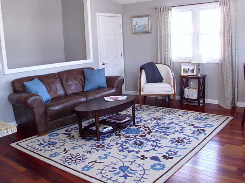 27 Fields View Road Westerly, RI 02808 - Photo 8 of 25 Living Room.