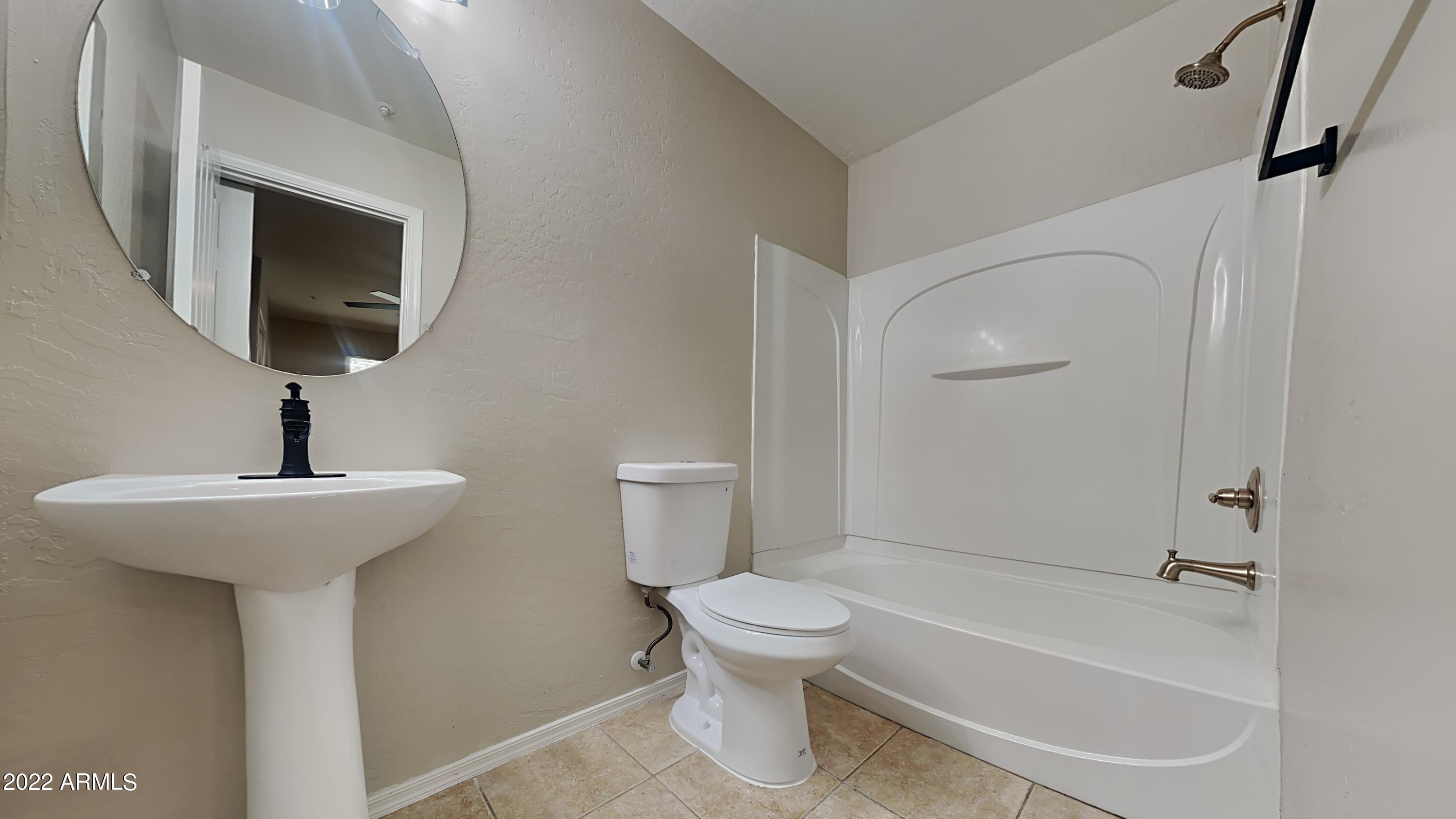 160 West Laurel Court Gilbert, AZ 85233 - Photo 5 of 8 7_Image_wLDUs93r6T