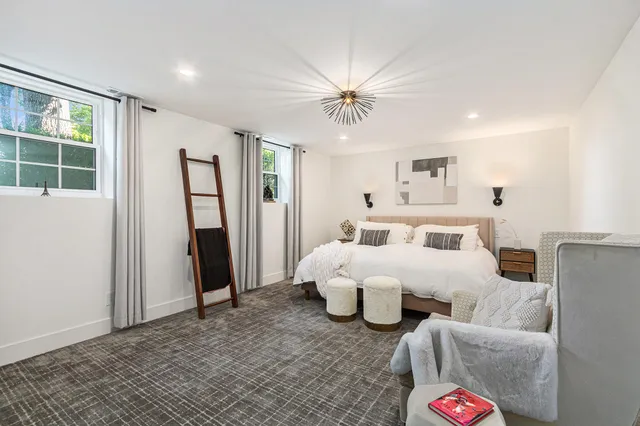 $665,000 | 819 West Michigan Street, New Buffalo, MI 49117