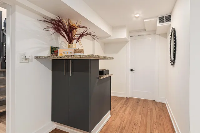 $665,000 | 819 West Michigan Street, New Buffalo, MI 49117