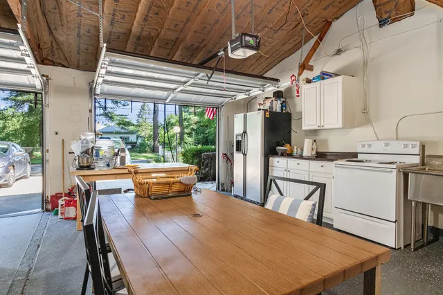 $665,000 | 819 West Michigan Street, New Buffalo, MI 49117