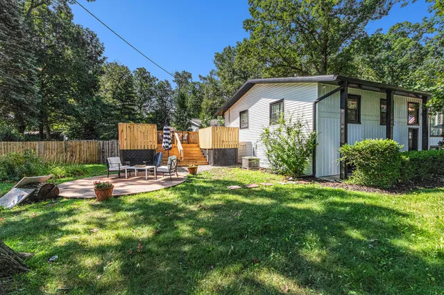 $665,000 | 819 West Michigan Street, New Buffalo, MI 49117