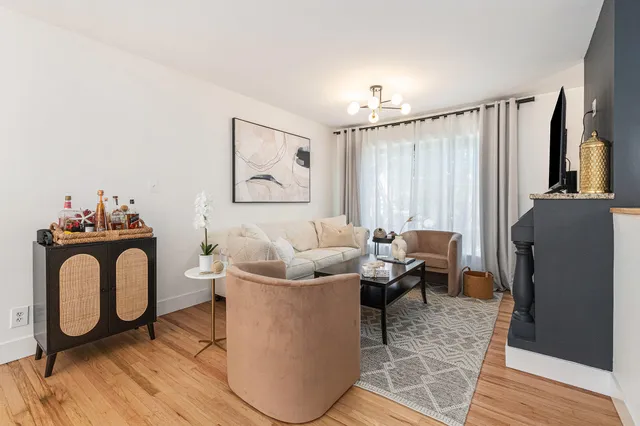 $665,000 | 819 West Michigan Street, New Buffalo, MI 49117