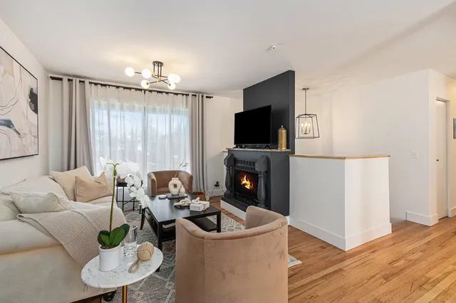 $665,000 | 819 West Michigan Street, New Buffalo, MI 49117