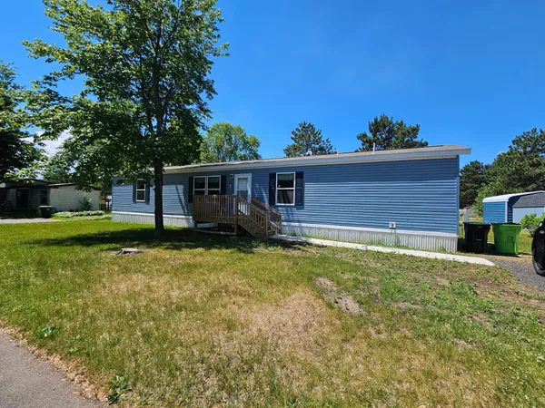 $82,000 | 517 Begonia Lane, Altoona, WI 54720