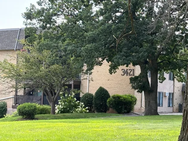 $94,000 | 3421 Kent Street, Unit 603, Shoreview, MN 55126