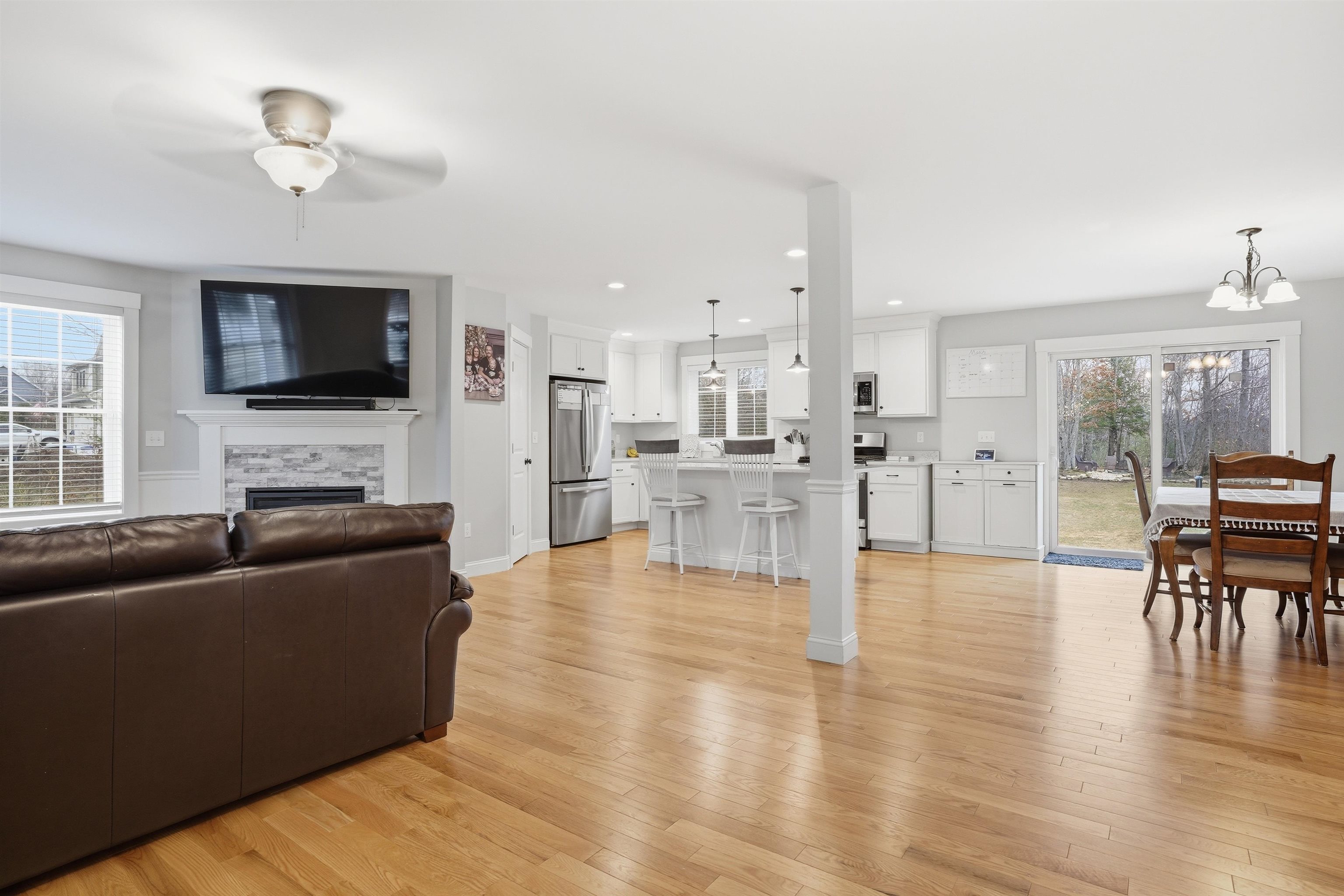 67 Copp Drive Fremont, NH 03044 - Photo 5 of 49