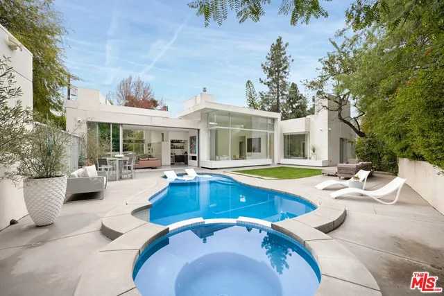 $4,295,000 | 2654 Roscomare Road, Los Angeles, CA 90077