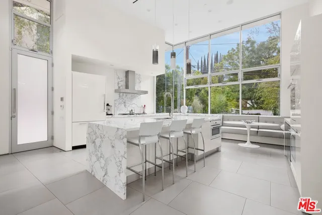 $4,295,000 | 2654 Roscomare Road, Los Angeles, CA 90077