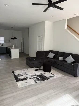 $1,800 | 147 Vine Street, San Antonio, TX 78210